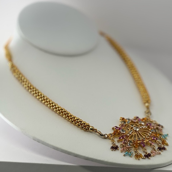 Multicolor statement Pendant Necklace - Picture 4 of 7